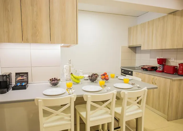 Rhodes Center * Rhodes City