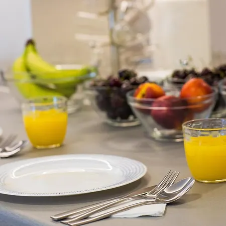 Rhodes Center * Rhodes City